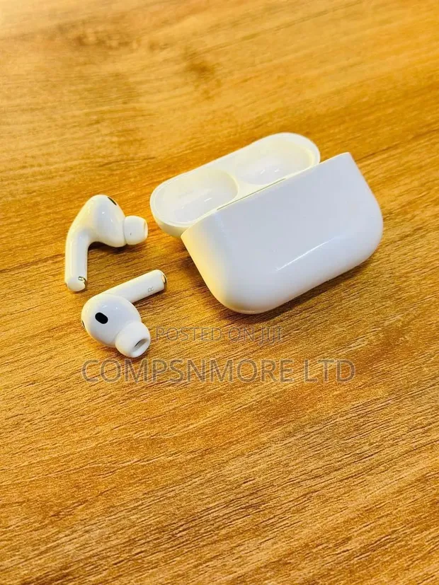 Brand New Quality Ear Pods - 1