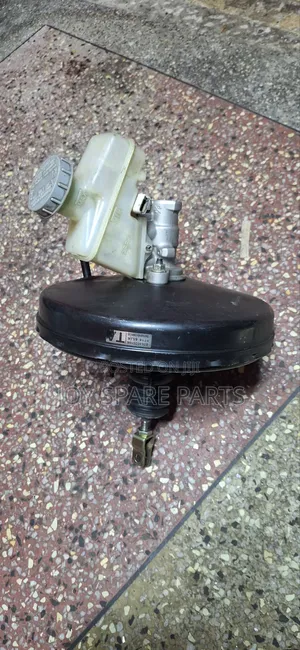 Suzuki Escudo Brake Booster and Master Cylinder