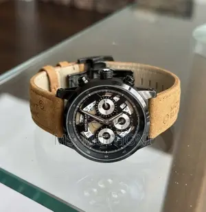 Saumu ya Montblanc Skeleton Chronograph - Kamba ya Ngozi Halisi