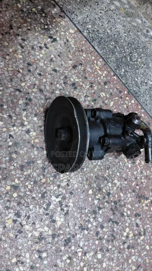 Toyota Land Cruiser Series 75 Pampu ya Power Steering Injini ya 2H