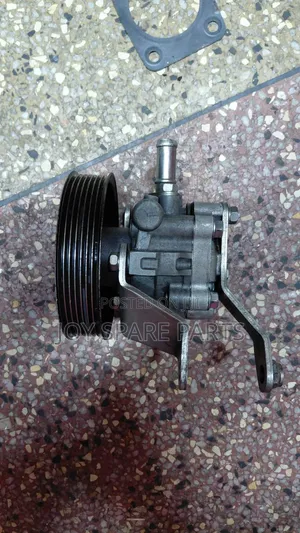 Nissan Caravan NV350 QR25 Engine Power Steering Pump