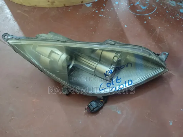 Mitsubishi Colt 2010 Xenon Headlight - 1