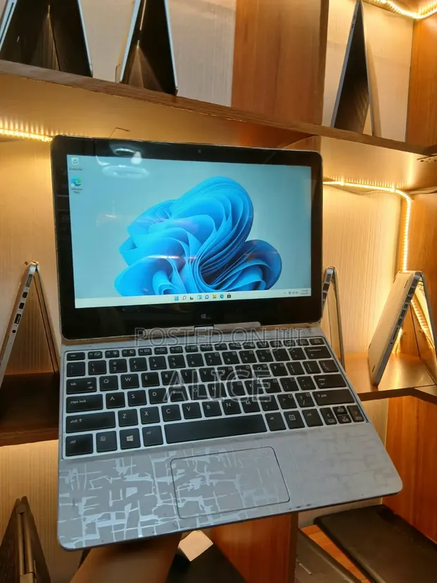 HP EliteBook Revolve 810 G3 Mpya 8GB Intel Core i5 256GB SSD - 1