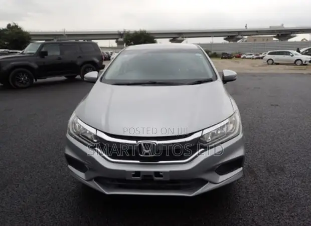Honda Grace 1.5 Petrol FWD 2019 White - 1