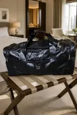 Duffle Bag Kubwa ya Ngozi Nyeusi ya Kusafiria - 1