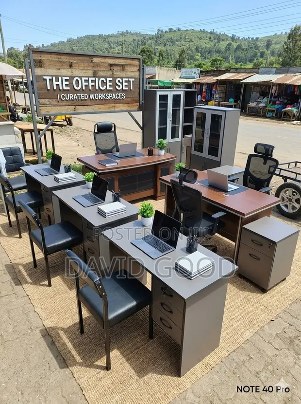 Boss Office Products Dawati la Ofisi ya Nyumbani na Droo 3 - 1