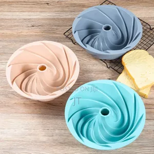 3D Spiral Shape Silicone Baking Cake Tin