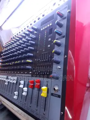 MAX 12-Channel Powered Mixer