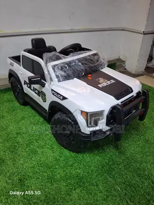 Truk Polisi la Watoto la Umeme la Kuendesha na Bull Bar