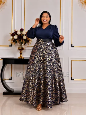 A-Line Maxi Dress ya Navy Blue na Picha ya Peacock