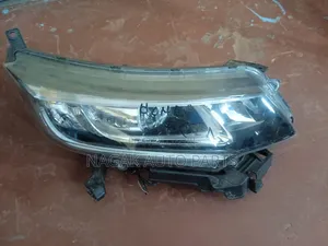 Honda Freed 2015 Xenon Headlights