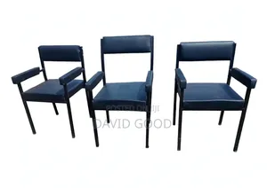 Kiti cha Mkono cha Caterina