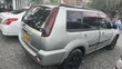 Nissan X-Trail 2005 Nyeupe - 4
