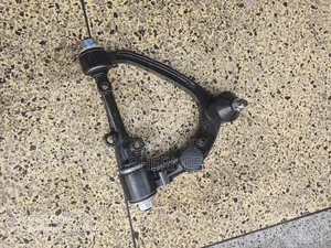 Control Arm Mpya ya Toyota HiAce (7L)