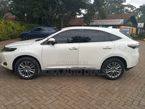 Toyota Harrier 2.0 2015 Nyeupe