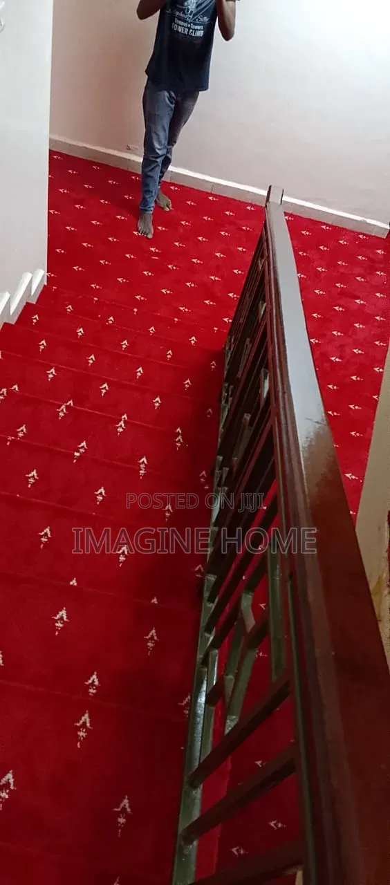 Home Interiors Wall-to-Wall Carpet - 1