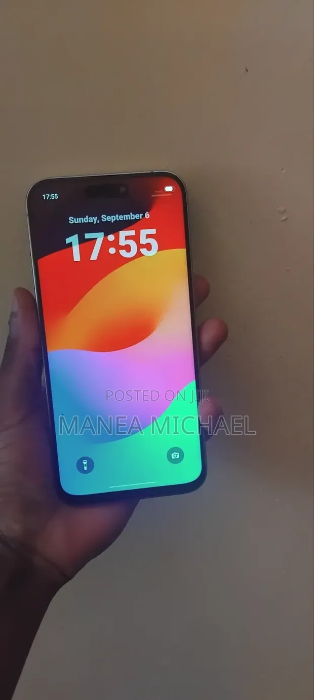 Apple iPhone 15 Pro Max 512GB Silver - 1