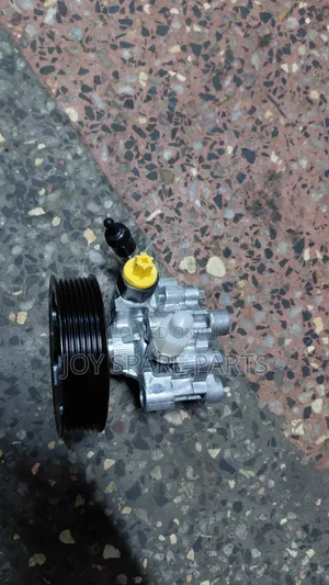 Toyota Noah/Voxy/Rav4/Harrier Power Steering Pump (1AZ, 2AZ)