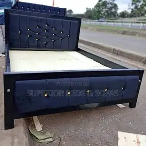 Superior Beds Kitanda cha Navy 5x6 chenye Tufting ya Diamond