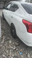 Nissan Latio 1.2 2015 Nyeupe - 2