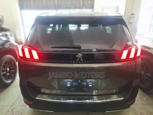 Peugeot 5008 1.6 THP 165 GT Line 2020 Kijani SUV