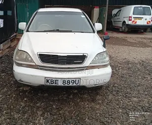Toyota Harrier 2.2 16V 1999 Nyeupe