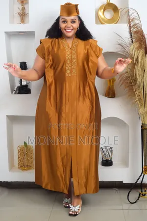 Kaftan ya Kinigeria na Kofia