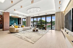 5 Bedroom Apartment for Sale in Spring Valley