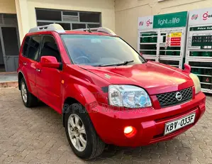 Nissan X-Trail 2005 Nyekundu