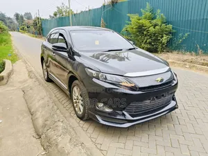 Toyota Harrier 2.0 2015 Black