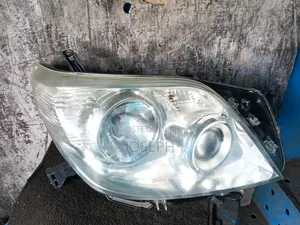 Toyota Land Cruiser Prado J150 2010 Xenon Headlight (Kulia)