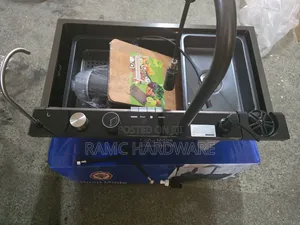 Premier Sink ya Jikoni ya Mapelele Mawili na Tap ya Mchanganyiko