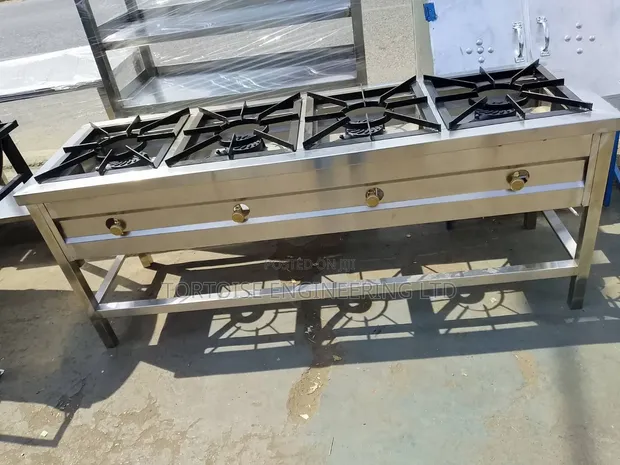 Commercial 4-Burner Gas Stove 150cm L - 1