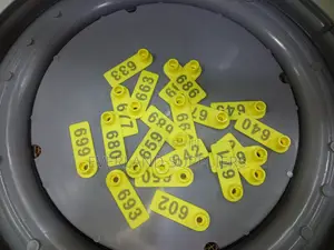 Ear Tags Zinazolindwa na UV