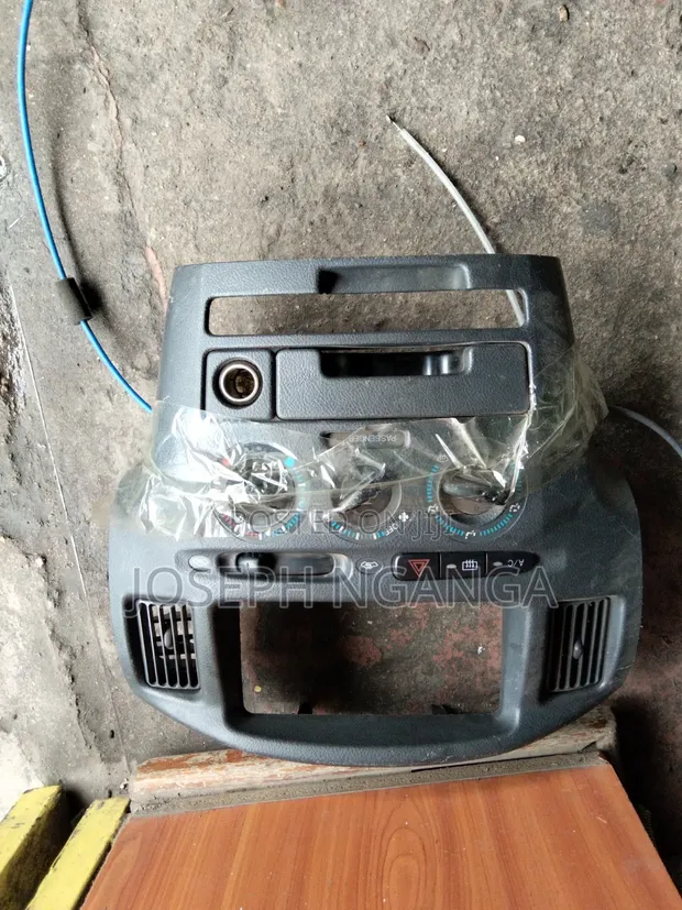 Toyota Probox/Succeed Old Model AC Control - 1