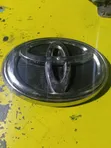 Toyota Land Cruiser Prado J150 Grill Logo (Used) - 1