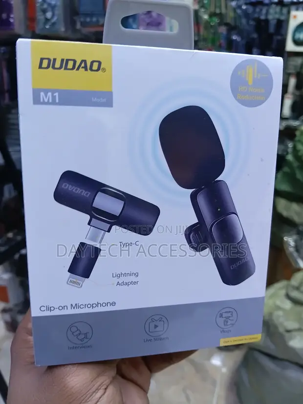 Dudao M1 Clip-on Wireless Microphone - 1