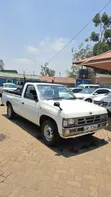 Nissan Pick-Up 1993 Nyeupe - 1