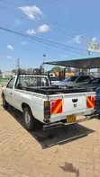 Nissan Pick-Up 1993 Nyeupe - 4