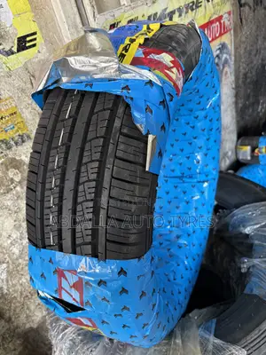 215/60R17 JK Tyre