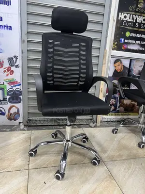 Kiti cha Ofisi chenye Headrest - Kipya Kabisa