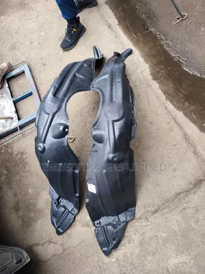 Kinga za Mbele za Toyota Ractis Mpya Kabisa