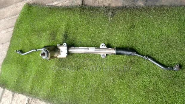 Hyundai Santa Fe Steering Rack (Used) - 1