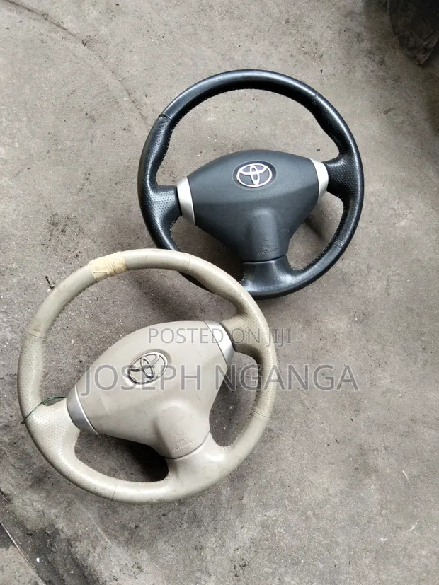 Usukani wa Toyota IST 2008 - 1