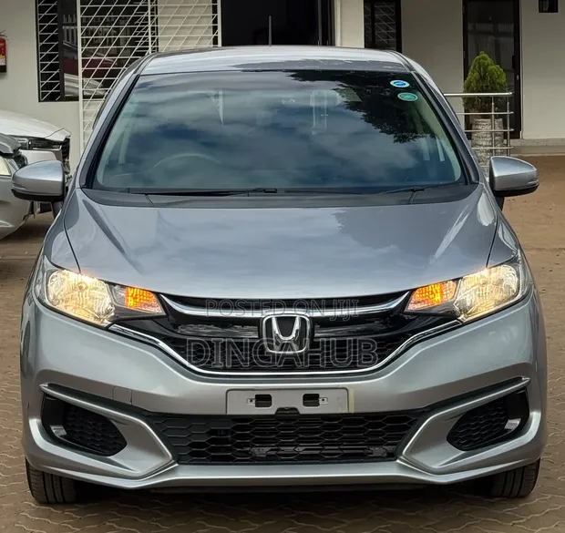 Honda Fit 2019 Kijivu - 1