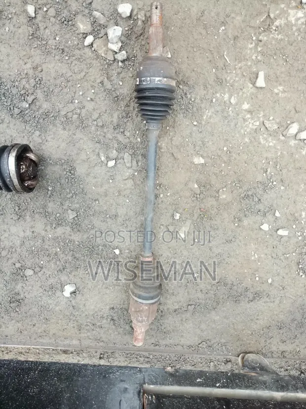 Toyota Vitz Drive Shaft - Brand New - 1