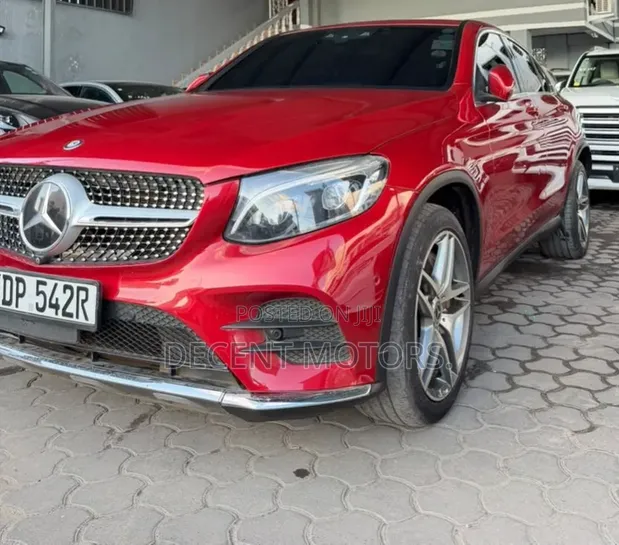 Mercedes-Benz GLC-Class 2018 Nyeusi - 1