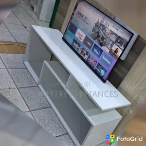 Mexico Modern TV Stand