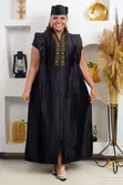 Boubou Nyeusi ya Kinigeria na Kofia - 2