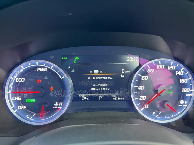 Toyota Crown 2018 Nyeusi - 1